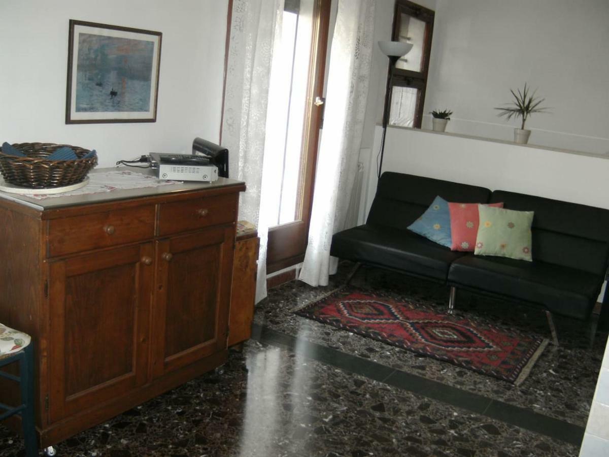 Ca' San Silvestro 2 Terrazze Nel Cuore Di Venezia מראה חיצוני תמונה